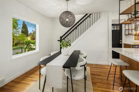 8205 18th Avenue NE Seattle WA 98115
