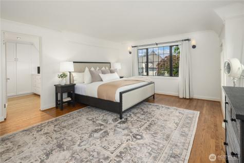1105 Shenandoah Drive E Seattle WA 98112