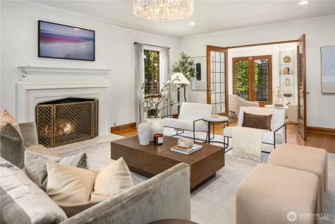 1105 Shenandoah Drive E Seattle WA 98112