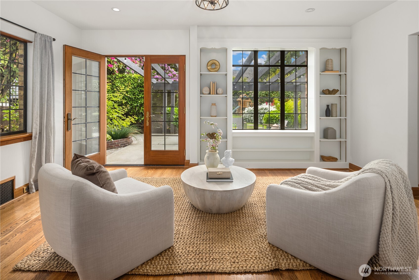 1105 Shenandoah Drive E Seattle WA 98112