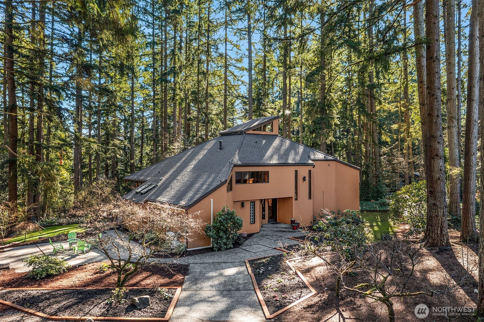 13525 NE 50th Street Bellevue WA 98005