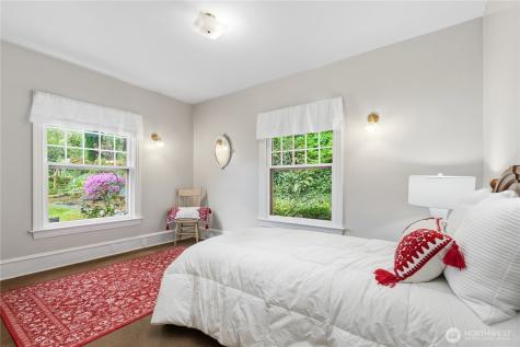4903 S 31st Avenue Seattle WA 98108