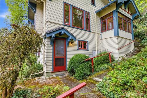 4903 S 31st Avenue Seattle WA 98108