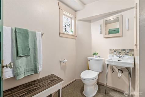 4903 S 31st Avenue Seattle WA 98108