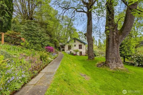 4903 S 31st Avenue Seattle WA 98108