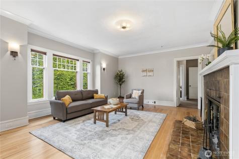 4903 S 31st Avenue Seattle WA 98108