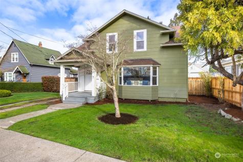 211 4th Avenue Se Puyallup WA 98372