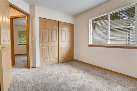 17317 94th Avenue Ct E Puyallup WA 98375