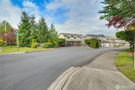 17317 94th Avenue Ct E Puyallup WA 98375