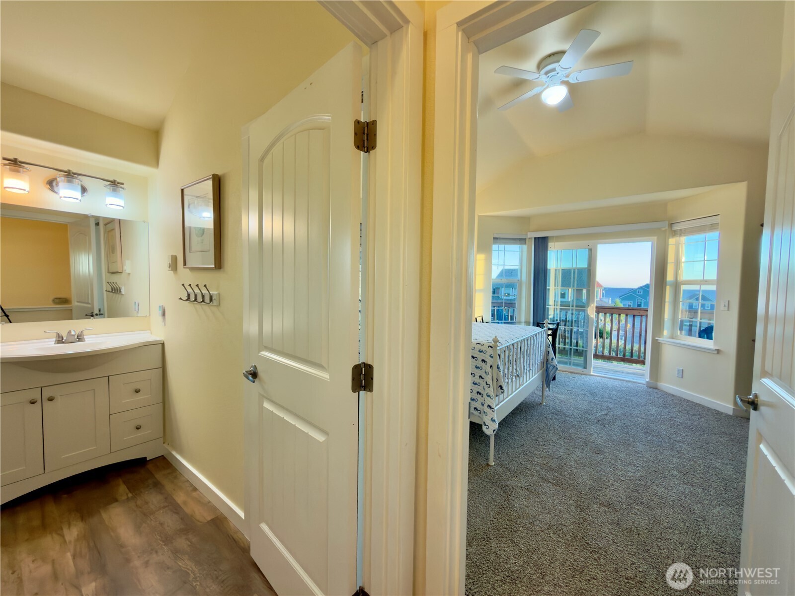 1046 Wawona Avenue SE Ocean Shores WA 98569