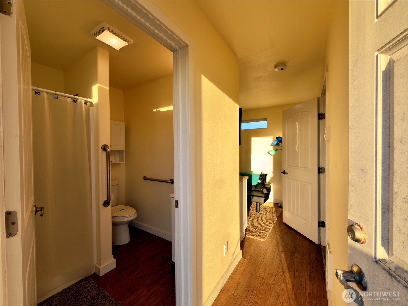 1046 Wawona Avenue SE Ocean Shores WA 98569
