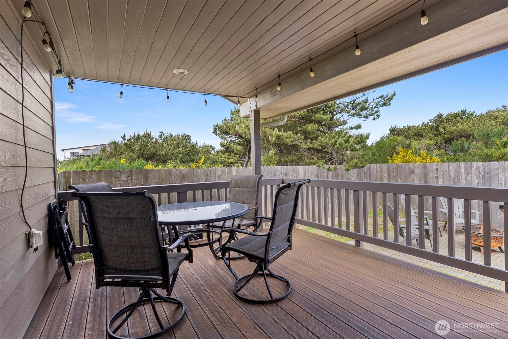 1503 Dune Crest Loop Westport WA 98595