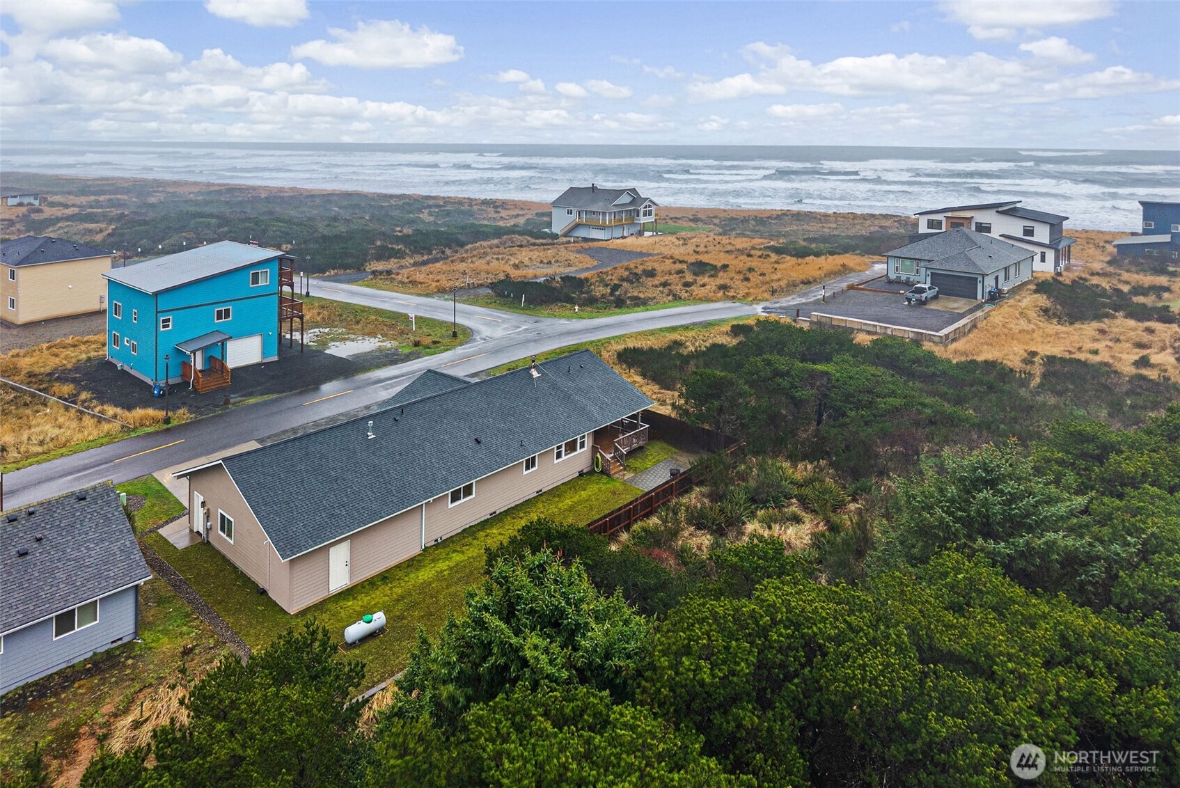 1503 Dune Crest Loop Westport WA 98595