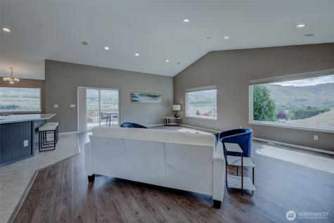 2840 Akamai Way East Wenatchee WA 98801