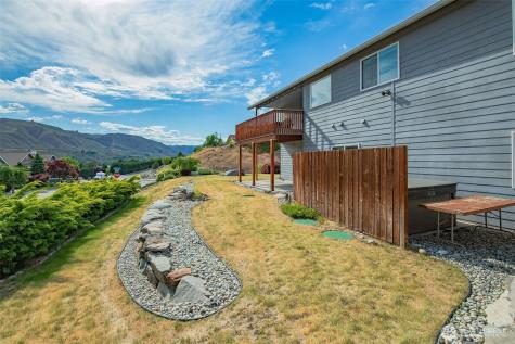 2840 Akamai Way East Wenatchee WA 98801