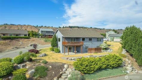 2840 Akamai Way East Wenatchee WA 98801