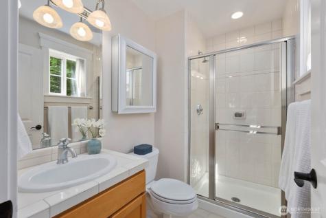 1828 4th Street Kirkland WA 98033