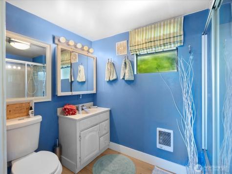 176 N N Maple Street Camano Island WA 98282