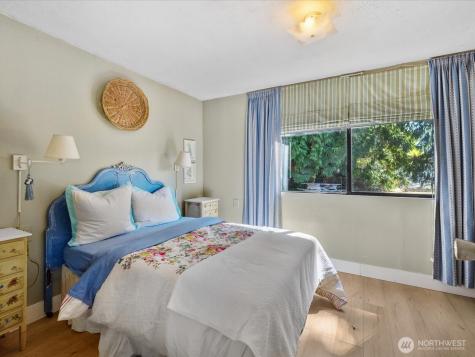 176 N N Maple Street Camano Island WA 98282