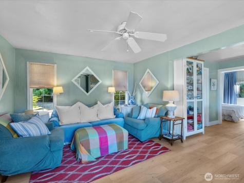 176 N N Maple Street Camano Island WA 98282