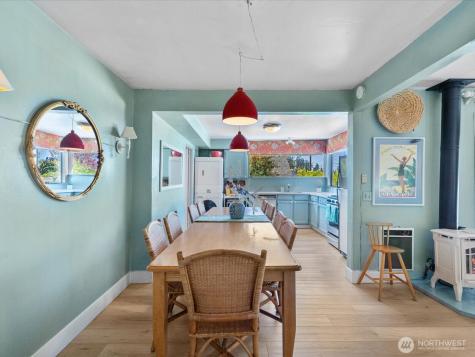 176 N N Maple Street Camano Island WA 98282