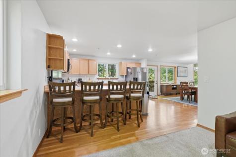 6534 NE 198th Street Kenmore WA 98028
