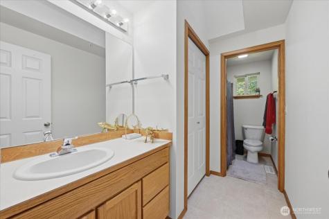 6534 NE 198th Street Kenmore WA 98028