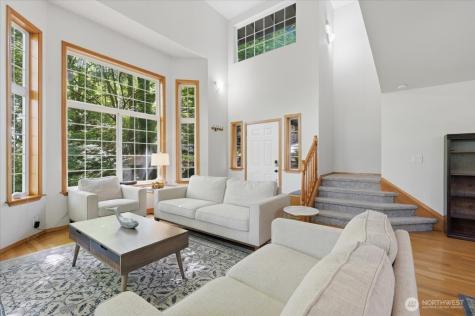 6534 NE 198th Street Kenmore WA 98028