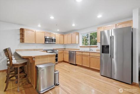 6534 NE 198th Street Kenmore WA 98028