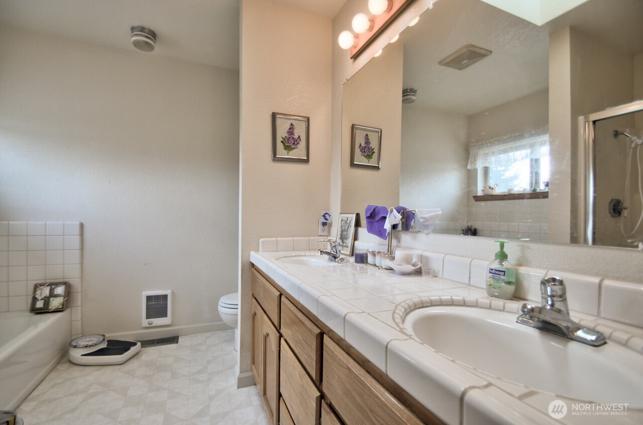 378 Burnt Ridge Road Onalaska WA 98570