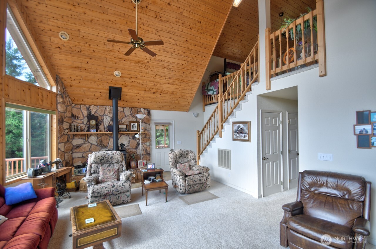 378 Burnt Ridge Road Onalaska WA 98570