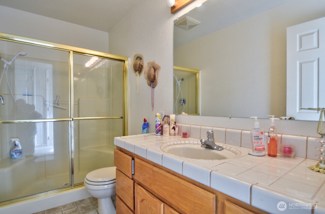 378 Burnt Ridge Road Onalaska WA 98570