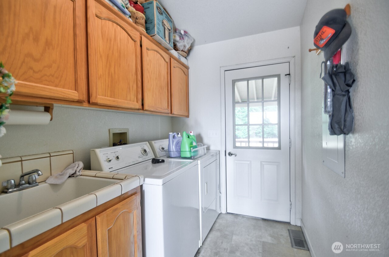 378 Burnt Ridge Road Onalaska WA 98570