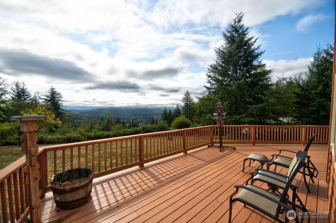 378 Burnt Ridge Road Onalaska WA 98570