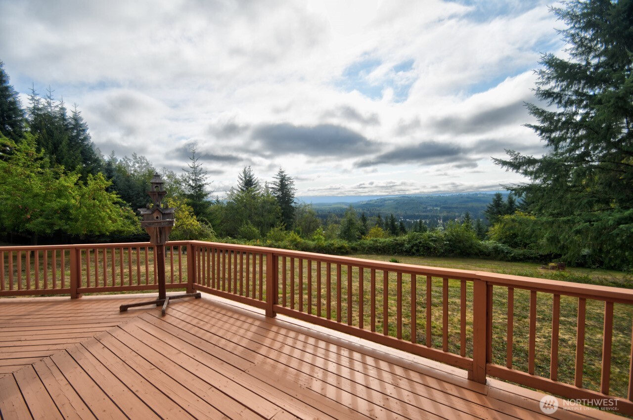378 Burnt Ridge Road Onalaska WA 98570