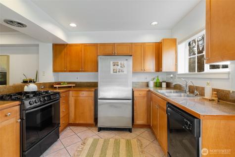 206 24th Avenue E Seattle WA 98112