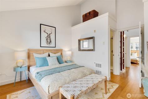 206 24th Avenue E Seattle WA 98112