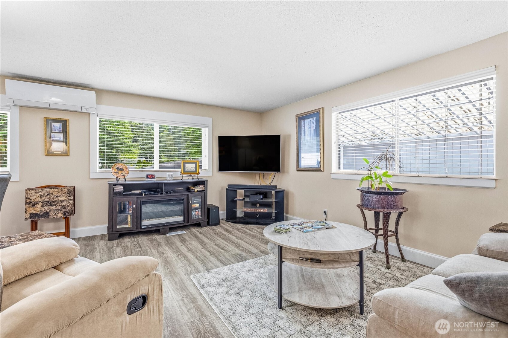 6360 Overland Trail Maple Falls WA 98266