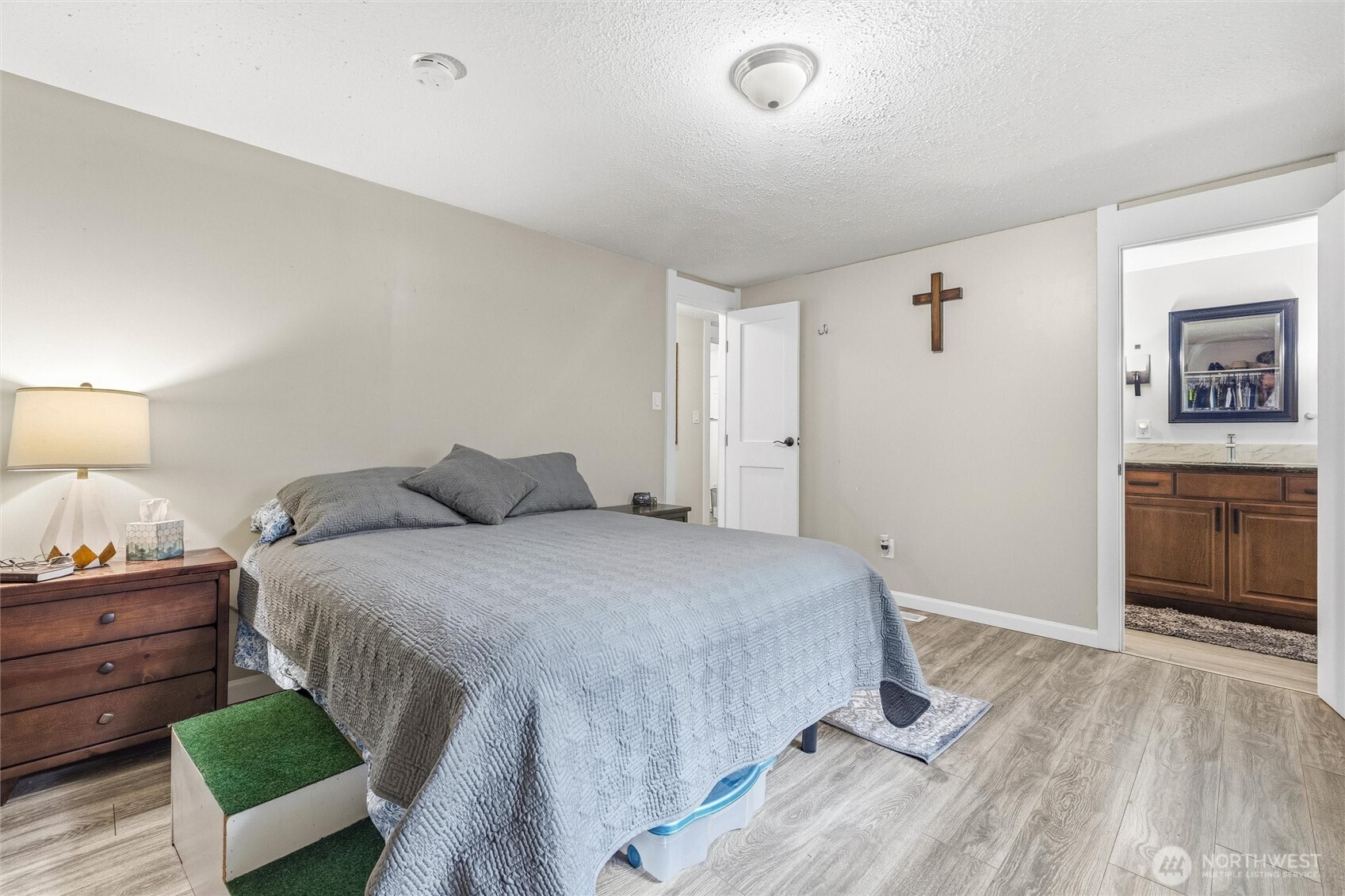 6360 Overland Trail Maple Falls WA 98266
