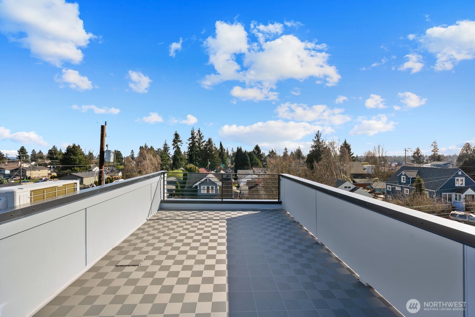518 N 102nd Street Seattle WA 98133