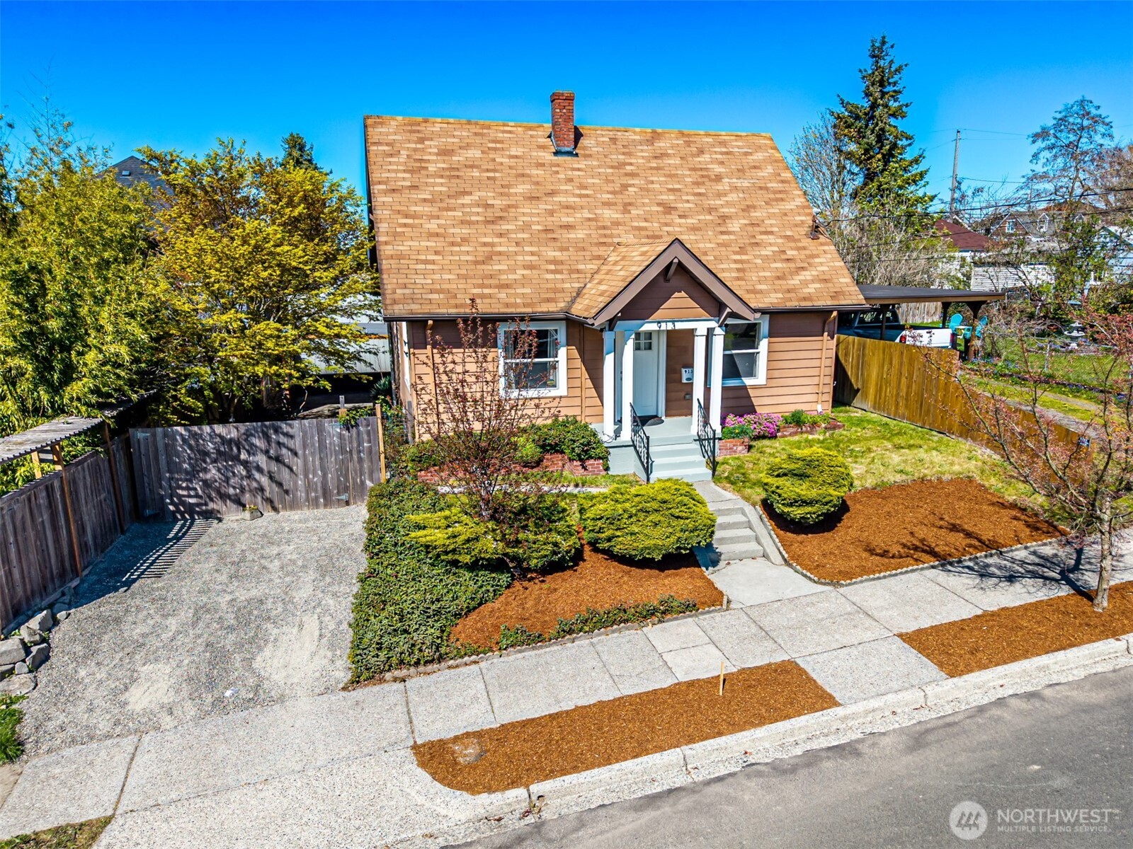 913 E Mckinley Road Tacoma WA 98404