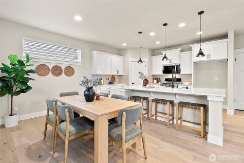 15715 SE 257th Place Covington WA 98042