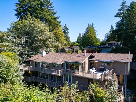 4825 88th Avenue SE Mercer Island WA 98040