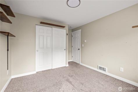 9612 Hedera Court SE Olympia WA 98513