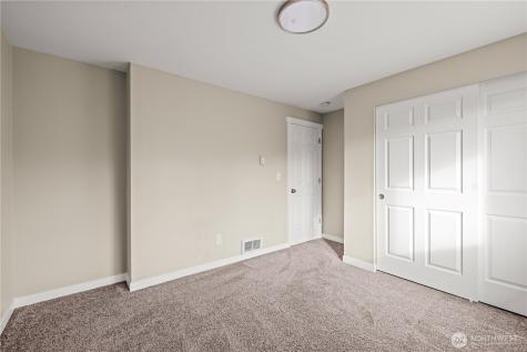 9612 Hedera Court SE Olympia WA 98513