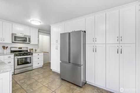 2425 Whitechuck Drive Everett WA 98208