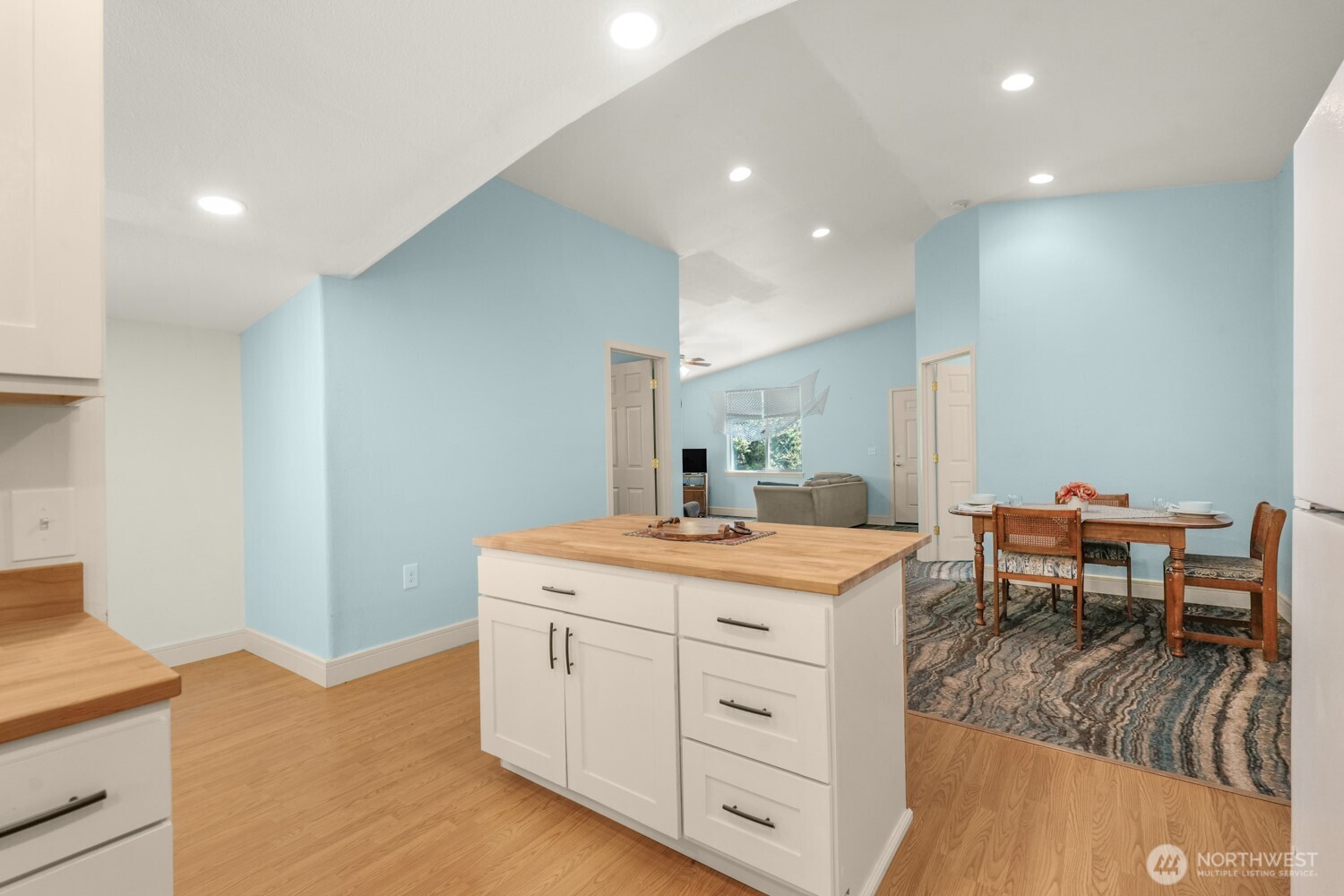 28103 R Street Ocean Park WA 98640
