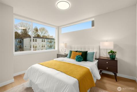 1123 10th Avenue E Seattle WA 98102
