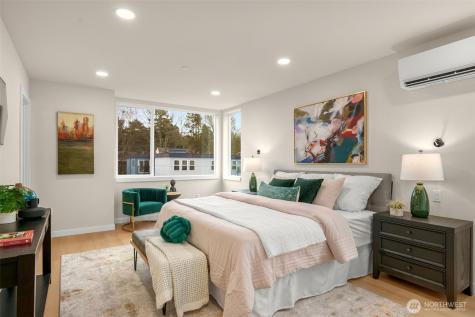 1123 10th Avenue E Seattle WA 98102