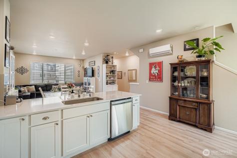 32668 Steamboat Lane Black Diamond WA 98010